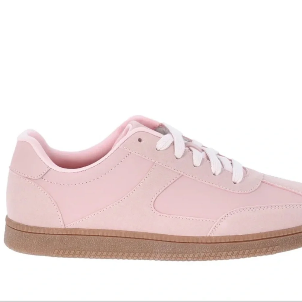 Stylish Pink Sneakers - Picture 1 of 4